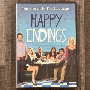 💞 New “Happy Endings” Complete First Season DVD